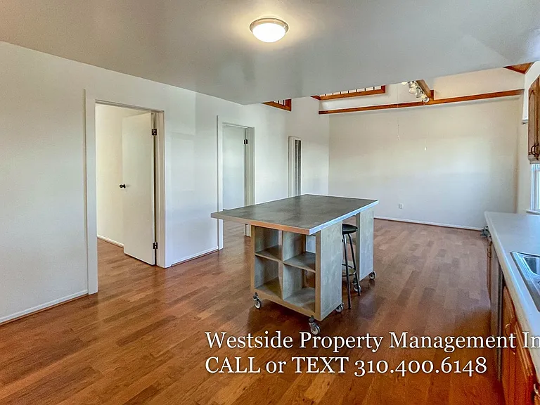 2713 3rd St E — Photo 12