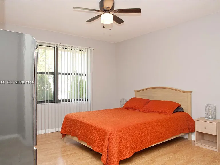 722 SE Thanksgiving Ave — Photo 22