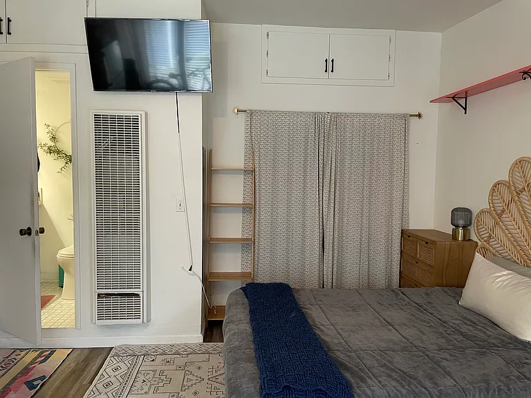 2247 Brant St #7 — Photo 18