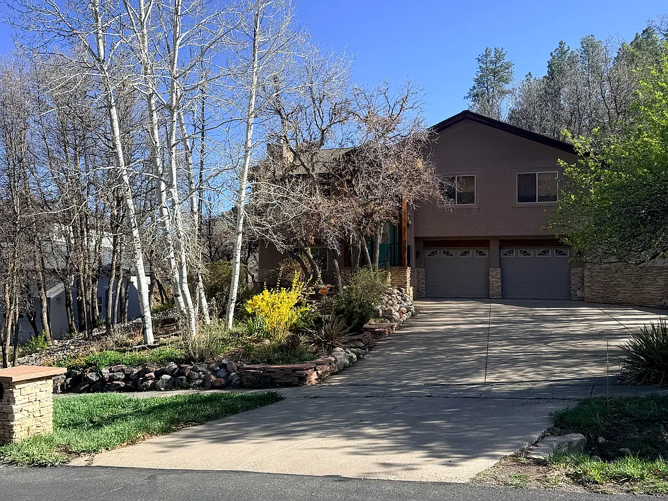 2125 Mockingbird Valley Ct