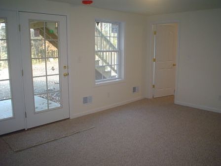 5th image of 5 Pineview Dr