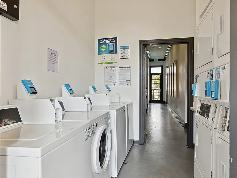 Laundry Center