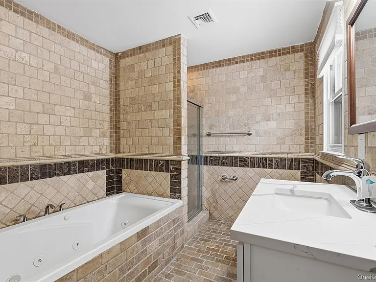 1618 Morningview Dr — Photo 20