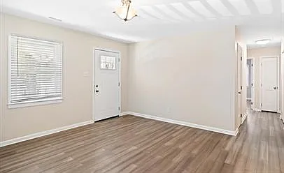 613 Grantland Dr — Photo 11