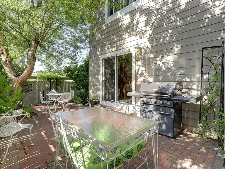 SHARED OUTDOOR PATIO AND GRILL FOR YOUR USE