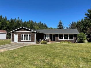 128 Horizon Ln, Cinebar, WA 98533