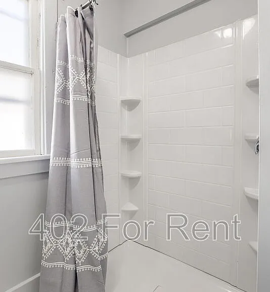 4806 Charles St — Photo 21