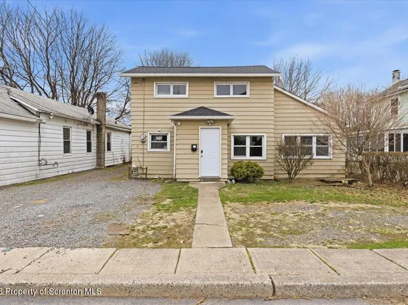 18 Linden St, Luzerne, PA 18709