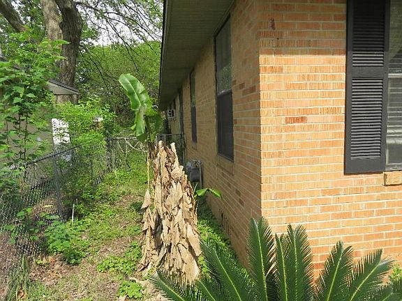 4th image of 1133 Margaret St