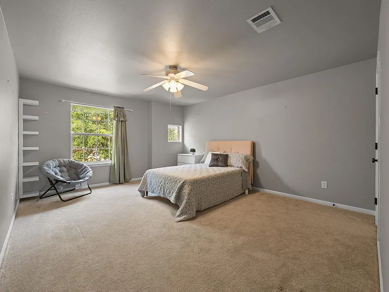 4323 Angelico Ln — Photo 35