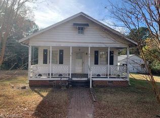 515 Kemp St, Eden, NC 27288