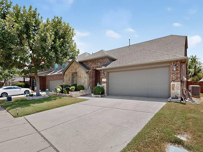 10529 Jackson Hole Ln — Photo 4