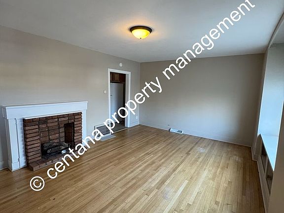 2nd image of 221 Chestnut St