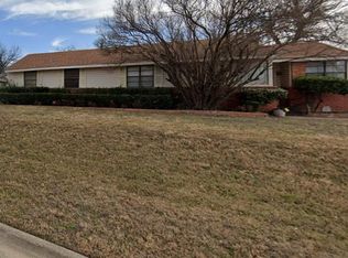 2300 Annabelle Ln, Fort Worth, TX 76119