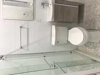 Rented by Salon Realty Corp