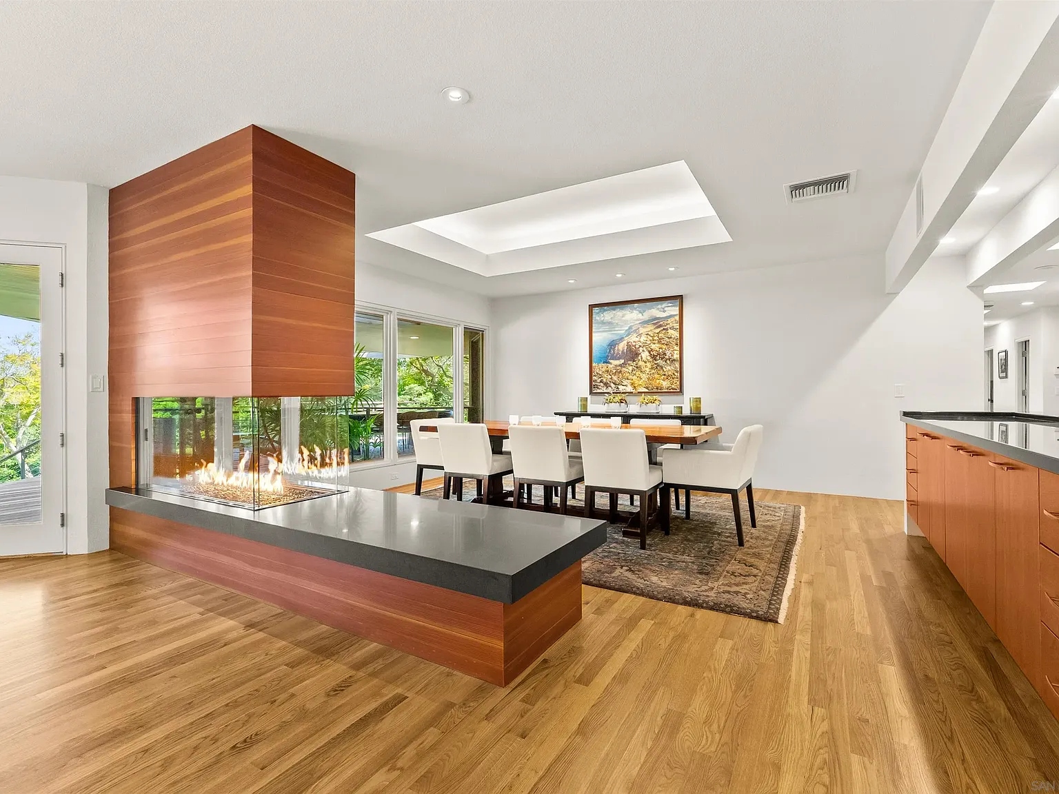 4 bed, 3.5 bath, 3900 sqft, $30,000 — Photo 3