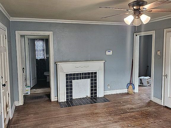 Living Room (Fireplace)