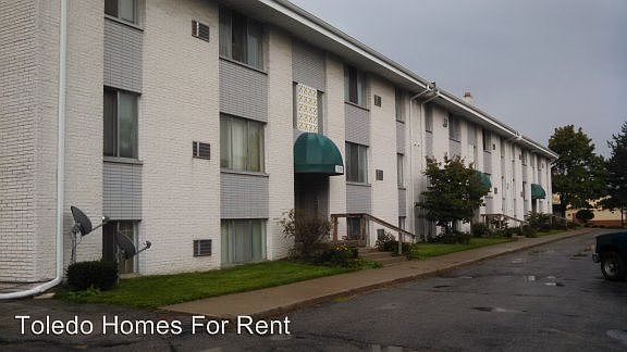 1st image of 3151 Northwood Ave APT 21