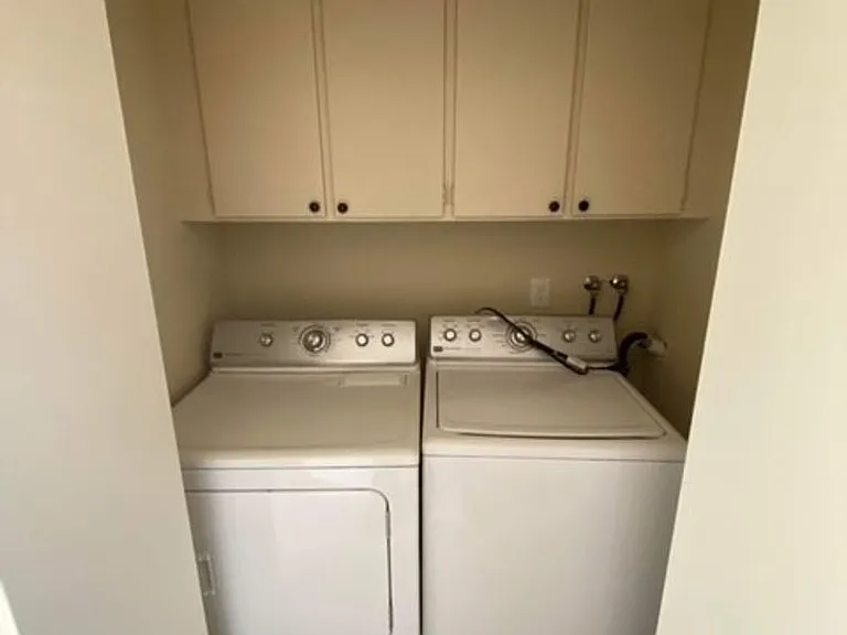 412 Barnegat Ln — Photo 11