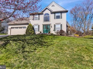 1129 Pepper Ridge Dr, Reading, PA 19606