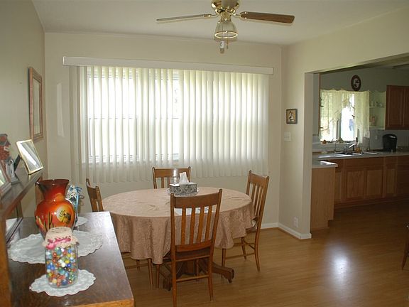 4th image of 321 6th Ave SE