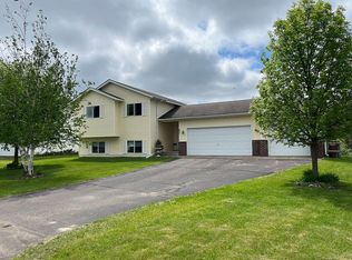 821 Nelson Ave, Mora, MN 55051