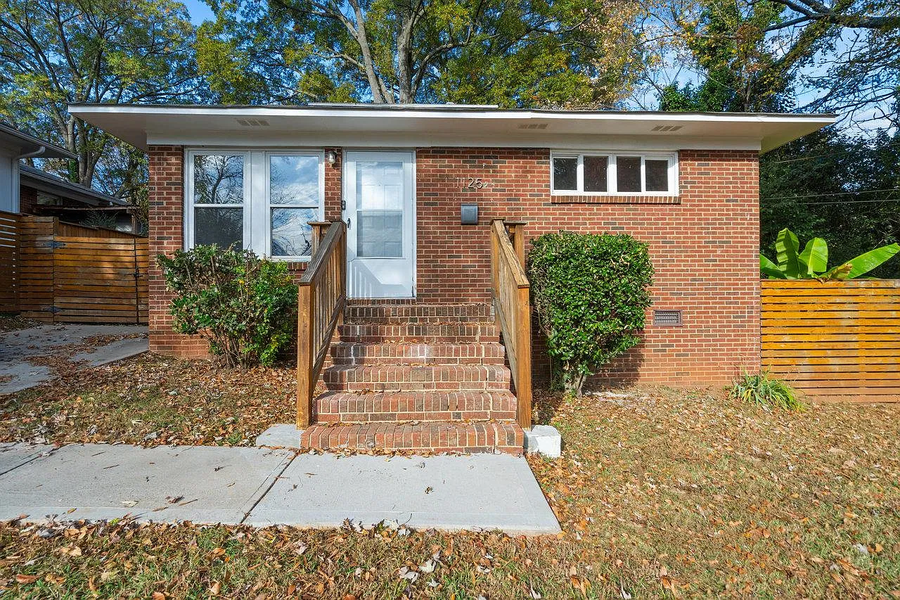 1125 Mulberry Avenue — Photo 1