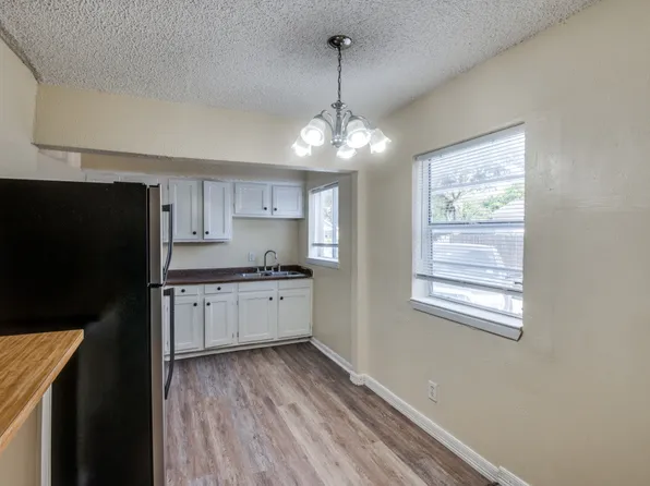 512 S Delaware St, Irving, TX