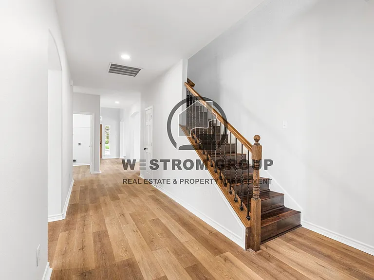 1738 Rock Ridge Dr — Photo 20