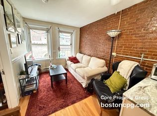 60 N Margin St APT 7, Boston, MA 02113