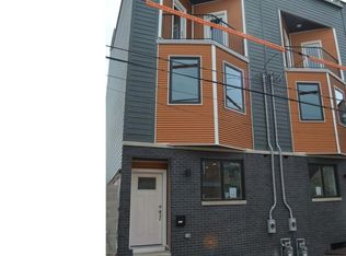 1223 Hope St, Philadelphia, PA 19122