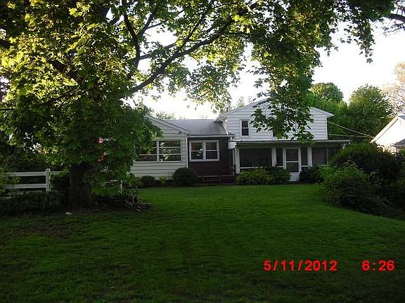 5th image of 8 Virginia Ave