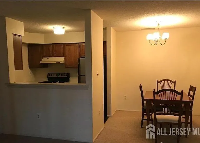 1105 Aspen Dr — Photo 8