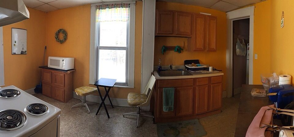 1st image of 433 Western Ave