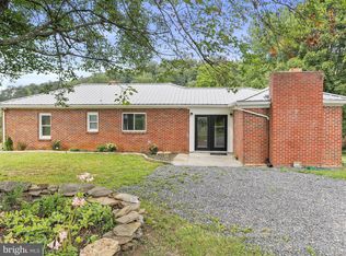 114 Blues Addition Rd, Springfield, WV 26763