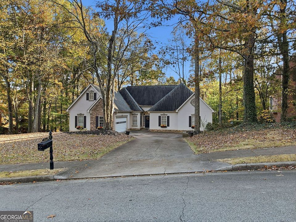 1st image of 1065 Laurian Park Dr