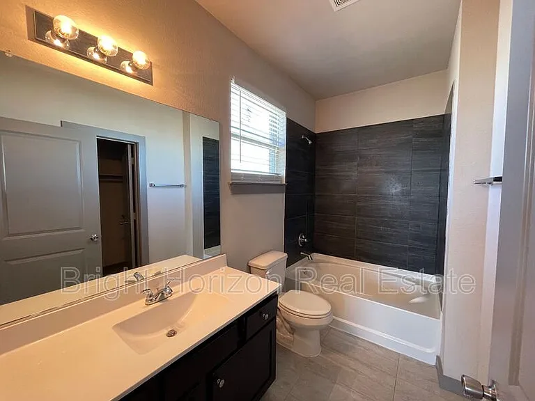 10604 Tube Dr #103 — Photo 15