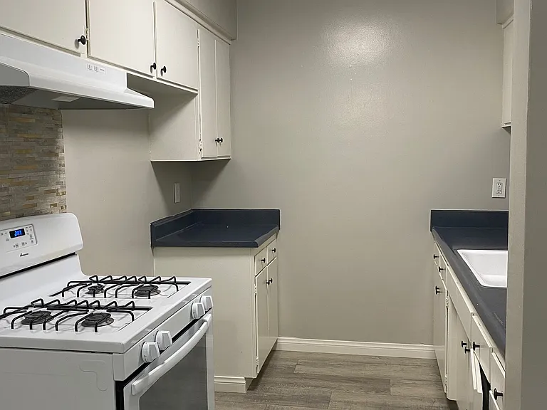 1235 N San Gabriel Ave #19 — Photo 4
