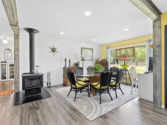 5th image of 3056 Harmon Rd