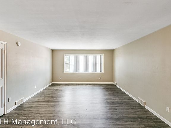 4th image of 2294 Main St #14311735