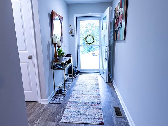 5th image of 117 Kendallwood Dr