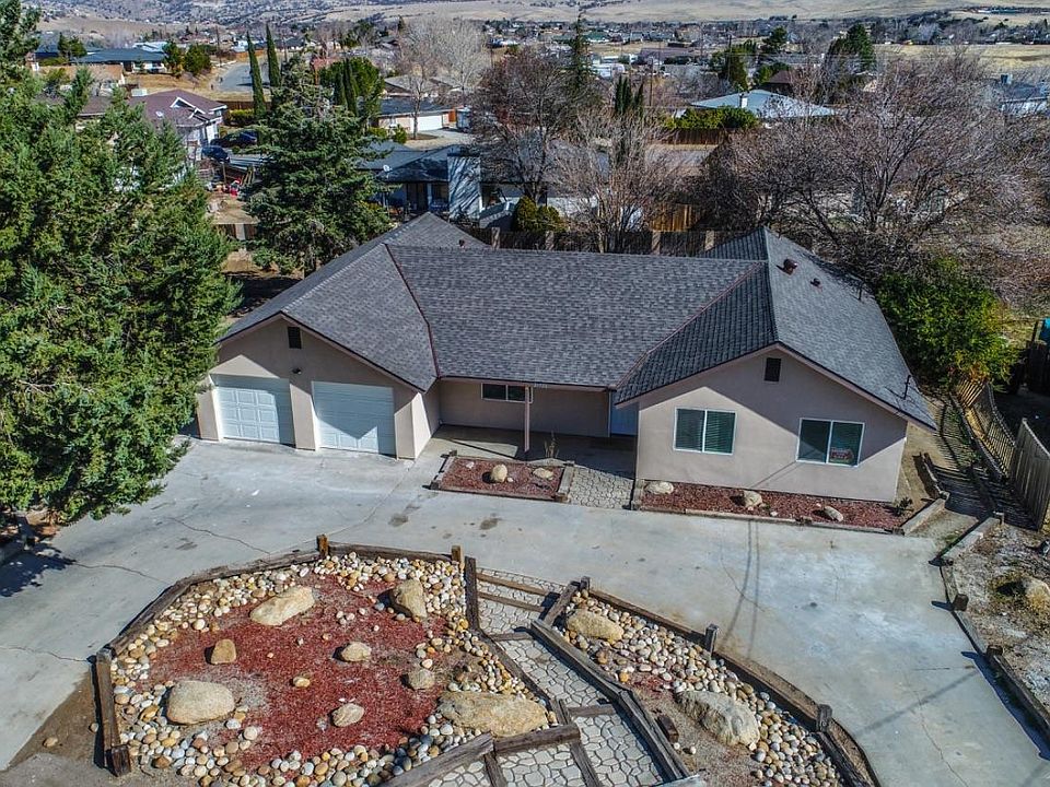 1st image of 21756 Fox Ct