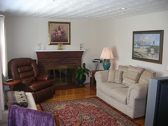 4th image of 14 Macdougall Ct