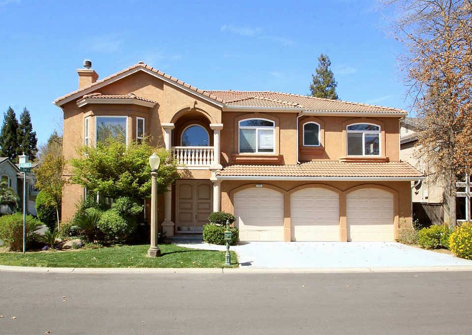 1st image of 7201 N Stacia Ave