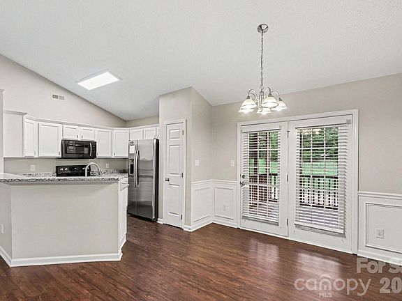 4th image of 9507 Misty Arbor Way