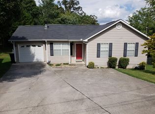 2301 Arkwright Ln, Knoxville, TN 37921