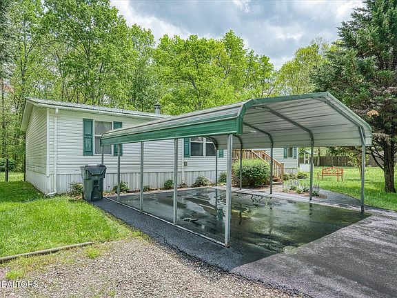 3rd image of 6028 Loch Loosa Dr