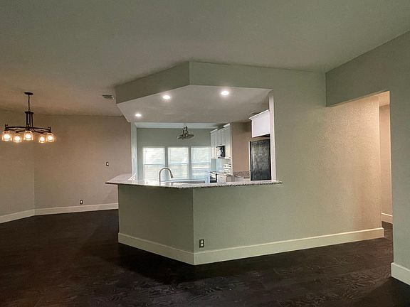 4th image of 3342 Coral Grove Dr