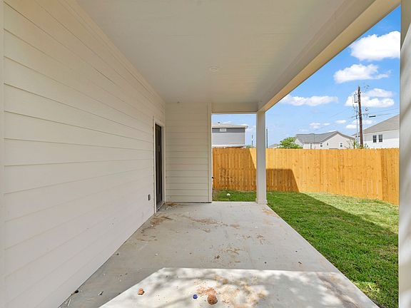 3rd image of 1701 Boardwalk Ct
