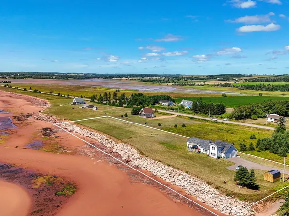 18 Shore Road Ext, Hillsboro Parish, PE C0A 1J0